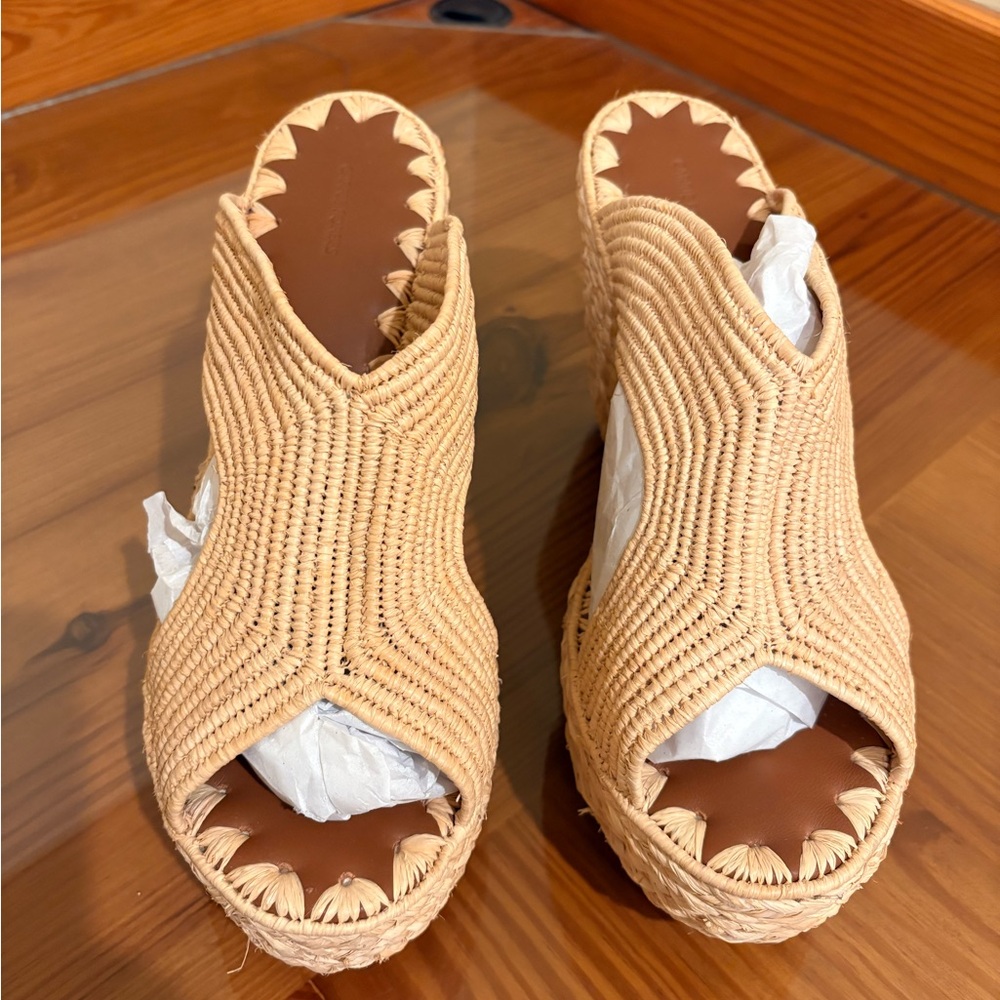 Elegant Tan Espadrille Wedges